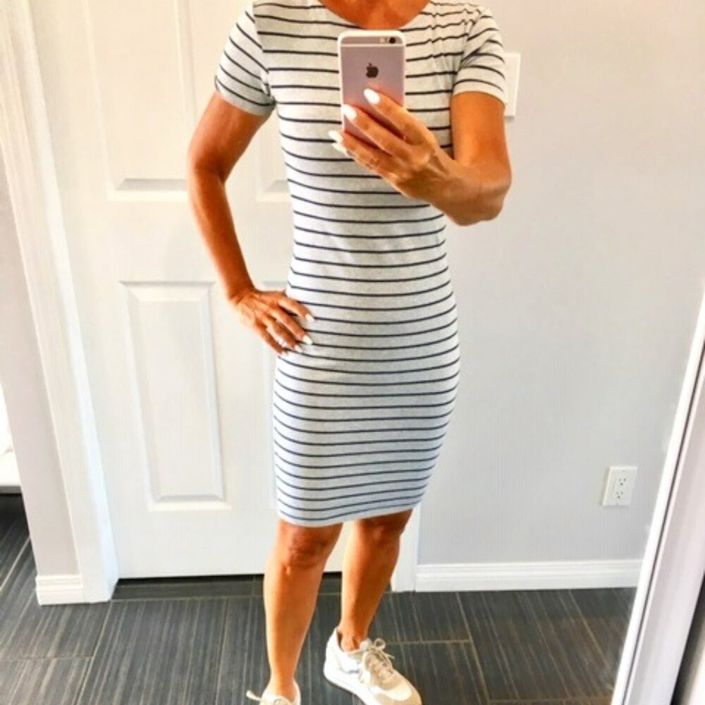 Icone (Simons) Tshirt dress size xs